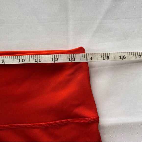 Cotopaxie Vibrant Red Mariposa Tights Size Medium - Picture 12 of 15